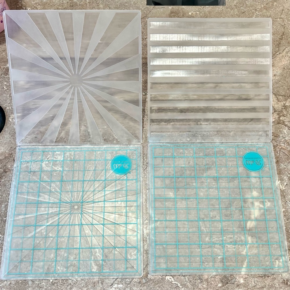 We R Memory Keepers Embossing Folders - Picture 2 of 4